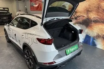 Cupra Formentor, 2.0, 180 kW, бензин, автомат, передний привод