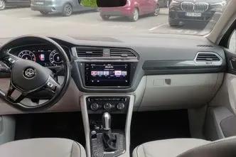 Volkswagen Tiguan, 2.0, 132 kW, petrol, automatic, four-wheel drive