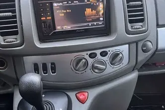 Renault Trafic, 2.5, 107 kW, дизель, автомат, передний привод