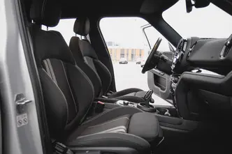 MINI Countryman, 2.0, 131 kW, petrol, automatic, four-wheel drive