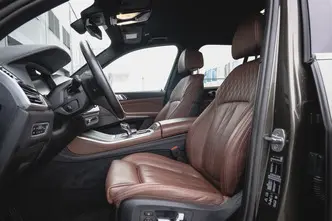 BMW X5, 3.0, 250 kW, petrol, automatic, four-wheel drive