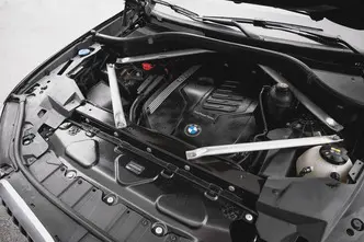 BMW X5, 3.0, 250 kW, petrol, automatic, four-wheel drive