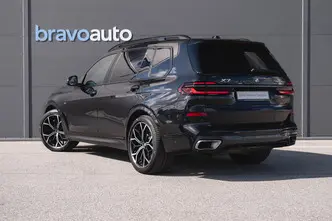 BMW X7, 3.0, 250 kW, hybrid, automatic, four-wheel drive