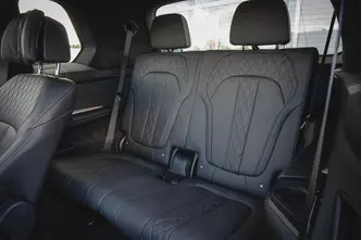 BMW X7, 3.0, 250 kW, hybrid, automatic, four-wheel drive