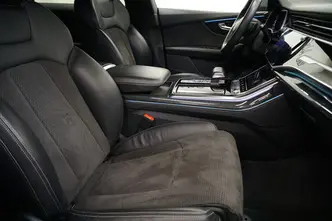 Audi Q8, 3.0, 210 kW, гибрид, автомат, полный привод