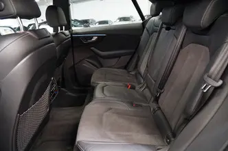 Audi Q8, 3.0, 210 kW, гибрид, автомат, полный привод
