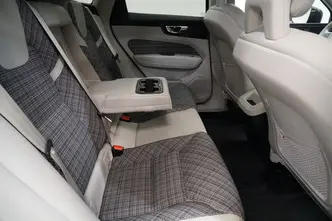 Volvo XC60, 2.0, 184 kW, бензин, автомат, полный привод