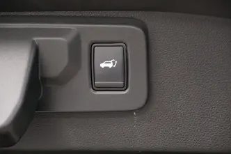Renault Austral, 1.3, 116 kW, гибрид, автомат, передний привод