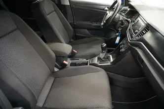 Volkswagen T-Roc, 1.0, 85 kW, бензин, механическая, передний привод