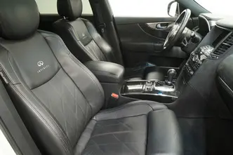 Infiniti FX30, 3.0, 175 kW, дизель, автомат, полный привод