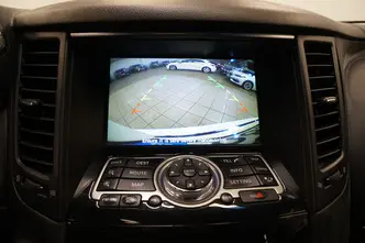 Infiniti FX30, 3.0, 175 kW, дизель, автомат, полный привод