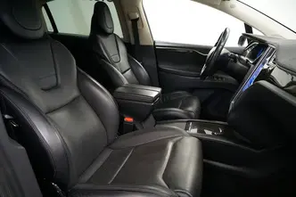 Tesla Model X, 158 kW, elekter, automaat, nelikvedu