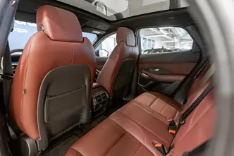 Jaguar E-Pace, 2.0, 183 kW, hübriid, automaat, nelikvedu