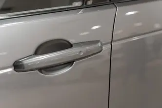 Land Rover Discovery, 3.0, 221 kW, hybrid, automatic, four-wheel drive