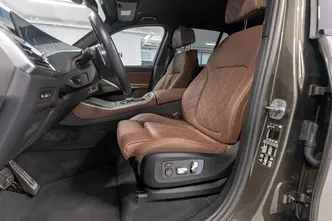BMW X5, 3.0, 210 kW, гибрид, автомат, полный привод