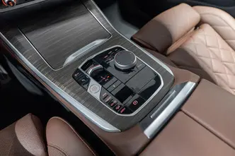 BMW X5, 3.0, 210 kW, гибрид, автомат, полный привод