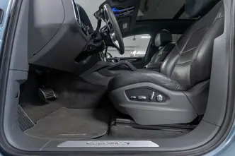Porsche Cayenne, 2.9, 324 kW, petrol, automatic, four-wheel drive