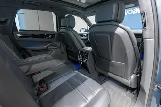 Porsche Cayenne, 2.9, 324 kW, petrol, automatic, four-wheel drive