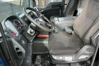 MAN TGM 13.290 4x4, 213 kW, diesel, manual