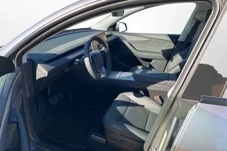 Tesla Model Y, 179 kW, elekter, automaat, nelikvedu