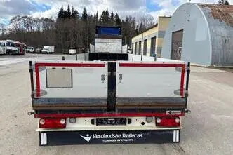 HRD JUMBO 3N + LIFTING AXLE + STEERING AXLE + ADR