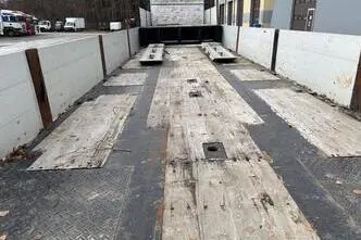 HRD JUMBO 3N + LIFTING AXLE + STEERING AXLE + ADR