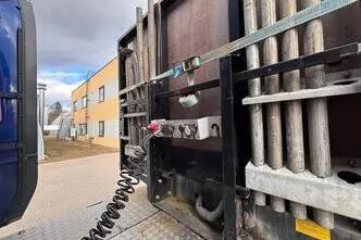 HRD JUMBO 3N + LIFTING AXLE + STEERING AXLE + ADR