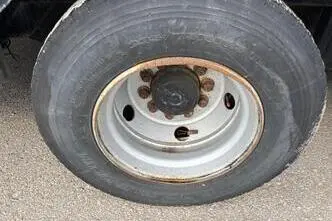HRD JUMBO 3N + LIFTING AXLE + STEERING AXLE + ADR