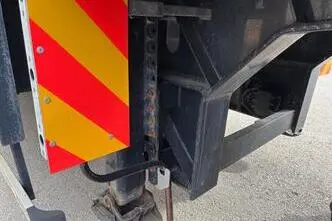 HRD JUMBO 3N + LIFTING AXLE + STEERING AXLE + ADR