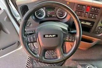DAF LF 210 4x2, 157 kW, diesel, automatic