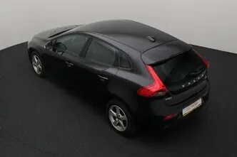 Volvo V40, 1.6, 84 kW, diesel, manual, front-wheel drive
