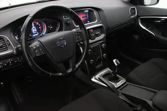 Volvo V40, 1.6, 84 kW, diesel, manual, front-wheel drive