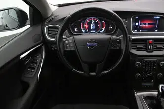 Volvo V40, 1.6, 84 kW, diesel, manual, front-wheel drive
