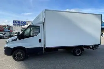 Iveco Daily, 2.3, 93 kW, дизель, механическая, задний привод