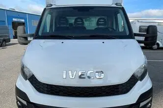 Iveco Daily, 2.3, 93 kW, дизель, механическая, задний привод