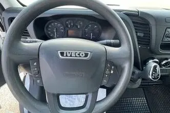 Iveco Daily, 2.3, 93 kW, дизель, механическая, задний привод