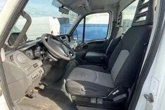 Iveco Daily, 3.0, 125 kW, дизель, механическая, задний привод