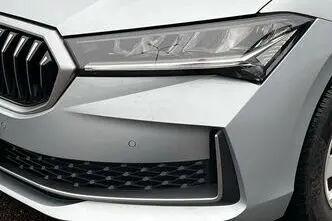 Škoda Superb, 1.5, 110 kW, hybrid, automatic, front-wheel drive