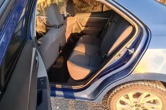 Toyota Corolla, 1.6, 97 kW, бензин, автомат, передний привод
