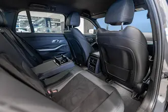 BMW 320, 2.0, 140 kW, гибрид, автомат, полный привод