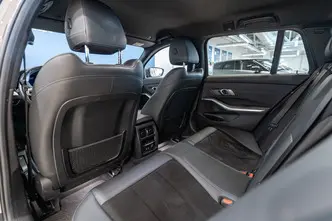 BMW 320, 2.0, 140 kW, гибрид, автомат, полный привод