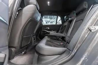 BMW 320, 2.0, 140 kW, гибрид, автомат, полный привод