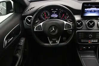 Mercedes-Benz GLA 180, 1.6, 90 kW, petrol, automatic, front-wheel drive