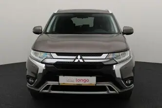 Mitsubishi Outlander, 2.4, 99 kW, подключаемый гибрид, автомат, полный привод