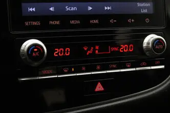 Mitsubishi Outlander, 2.4, 99 kW, подключаемый гибрид, автомат, полный привод