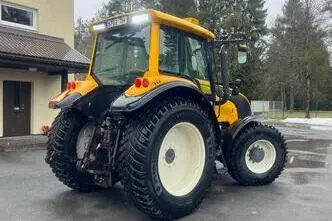 Valtra M150-4, 4.4, 108 kW, дизель, механическая, полный привод