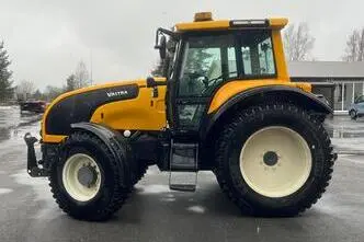 Valtra M150-4, 4.4, 108 kW, дизель, механическая, полный привод