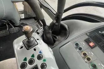Valtra M150-4, 4.4, 108 kW, дизель, механическая, полный привод