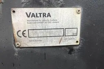 Valtra M150-4, 4.4, 108 kW, дизель, механическая, полный привод