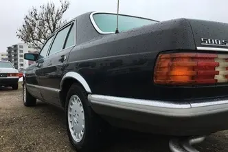Mercedes-Benz 500, 5.0, 177 kW, бензин, автомат, задний привод